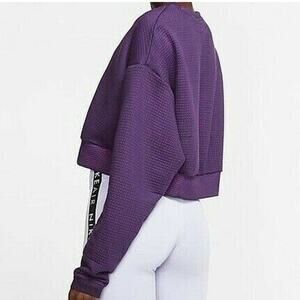 Nike City Ready Fleece Sweatshirt Womens M Swoosh Cropped Pullover Sporty NWT